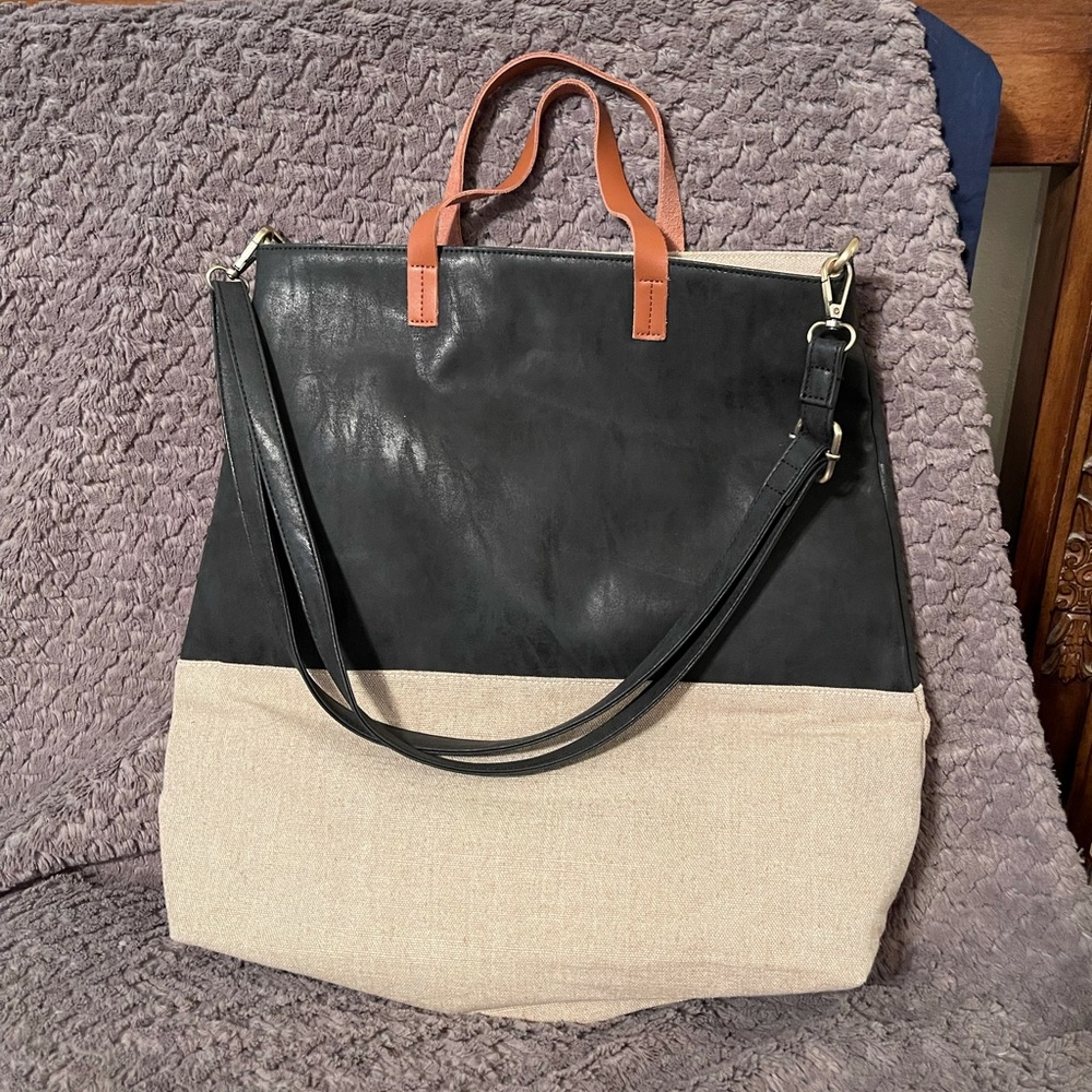 Farmhouse Crossbody